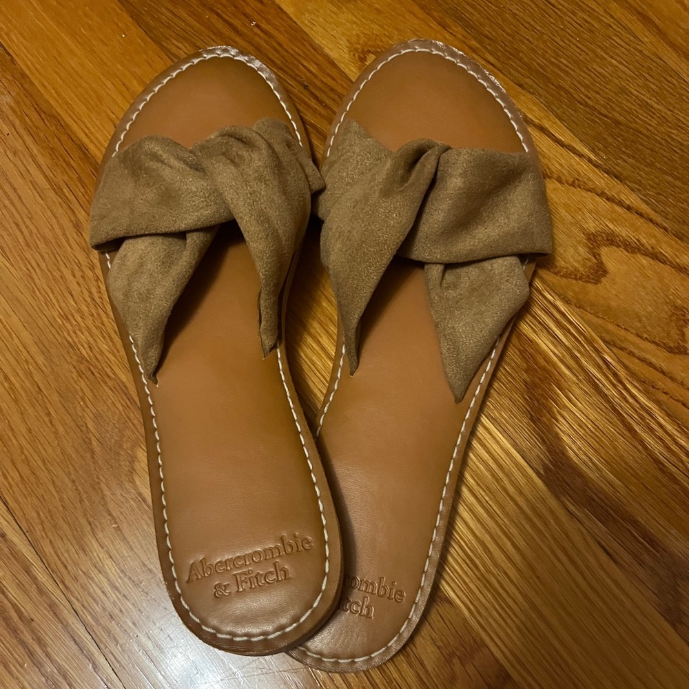 Abercrombie and Fitch slide